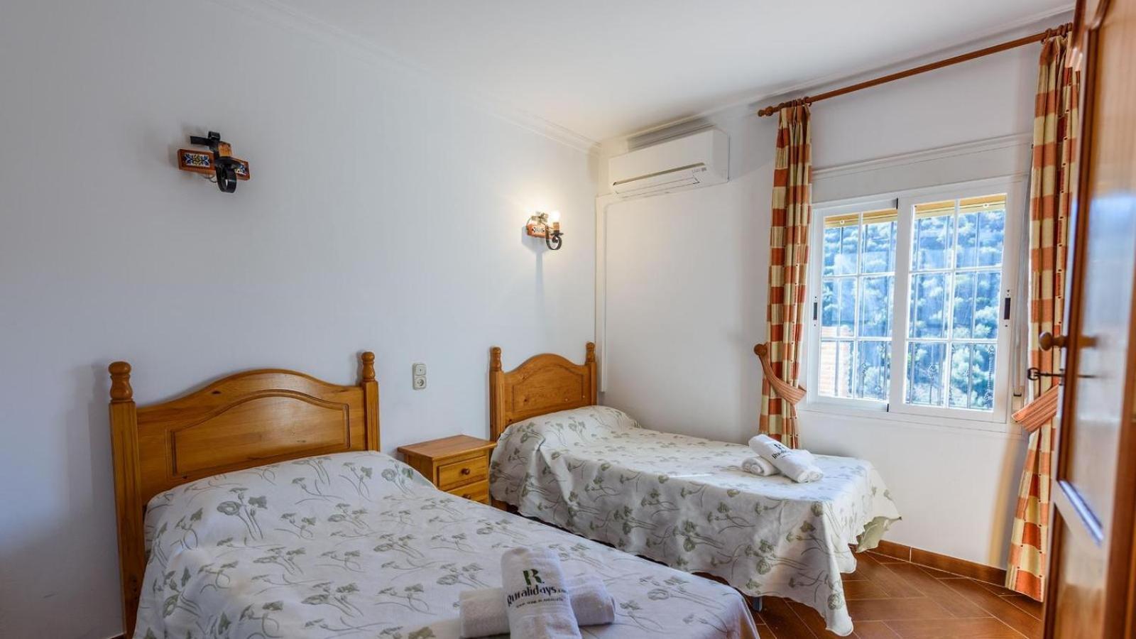 Villa El Terral Riogordo By Ruralidays Екстериор снимка